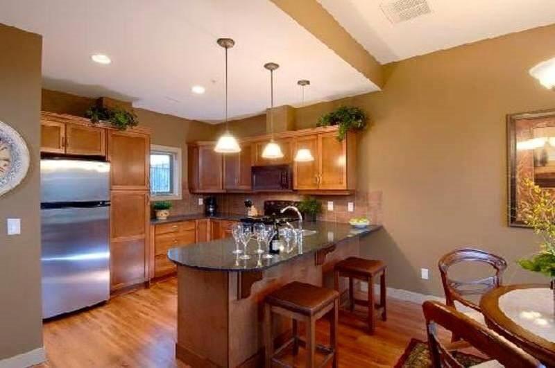 Bellasera Tuscan Villas By Associated Property Management Kelowna Exterior foto